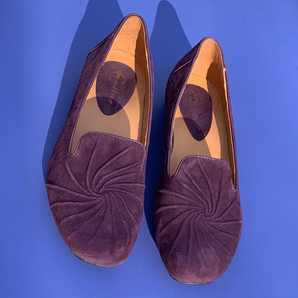 Earthies Zuma Blackberry Suede 8.5M